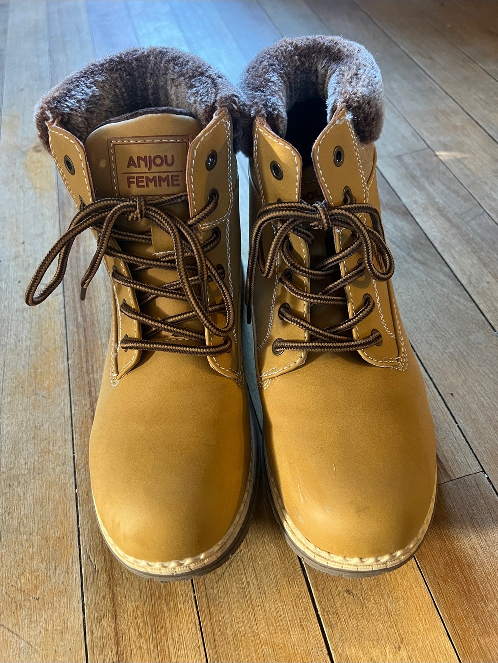 Women's Tan Lace-Up Winter Boots with Faux-Fur Collar